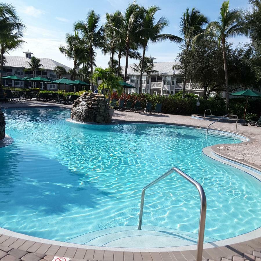 Vacation In Paradise Lely Resort Esterno foto